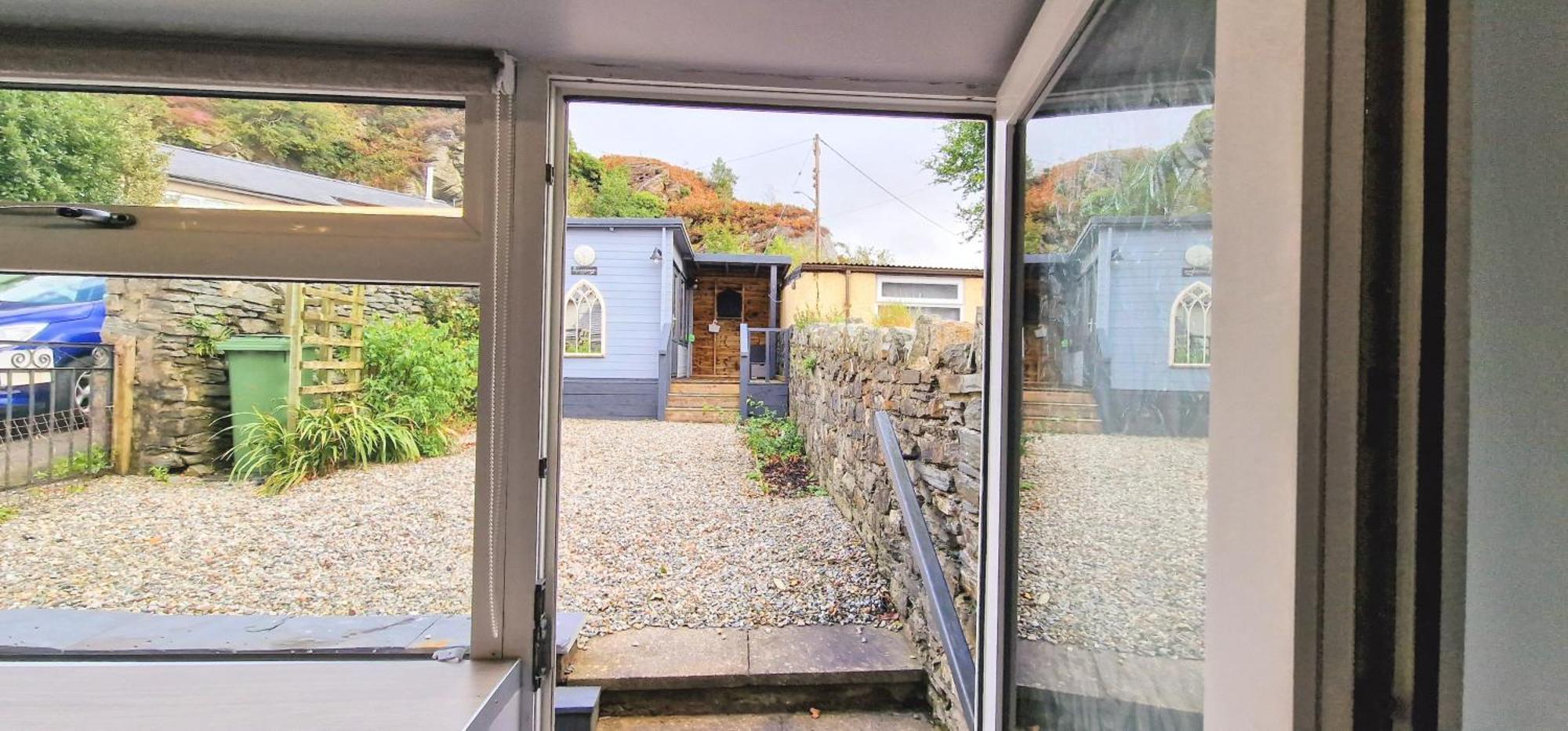Cheerful 2 Bed Home With Mountain Views Blaenau Ffestiniog Eksteriør bilde